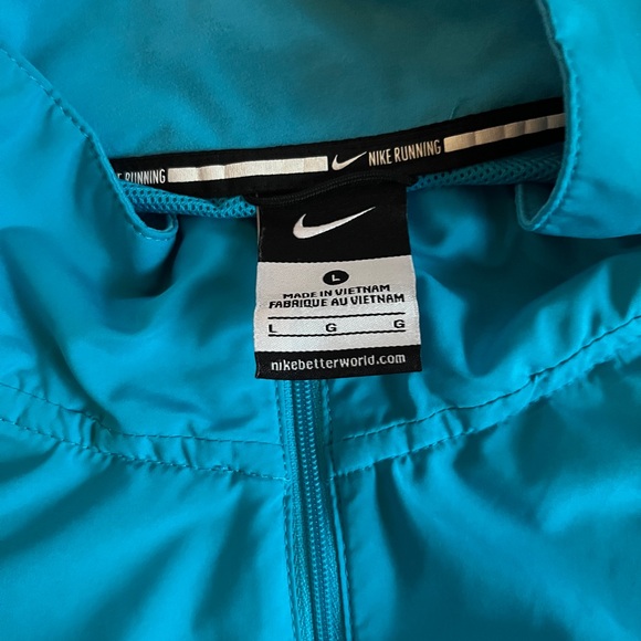 NIKE Running Jacket - Picture 3 of 6